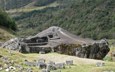 Yurak Rumi Peru